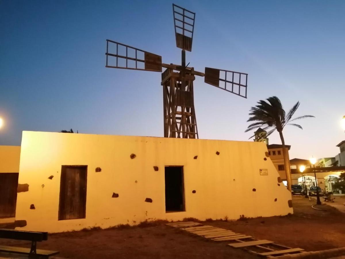 Amarillo Sun Apartment Corralejo Bagian luar foto